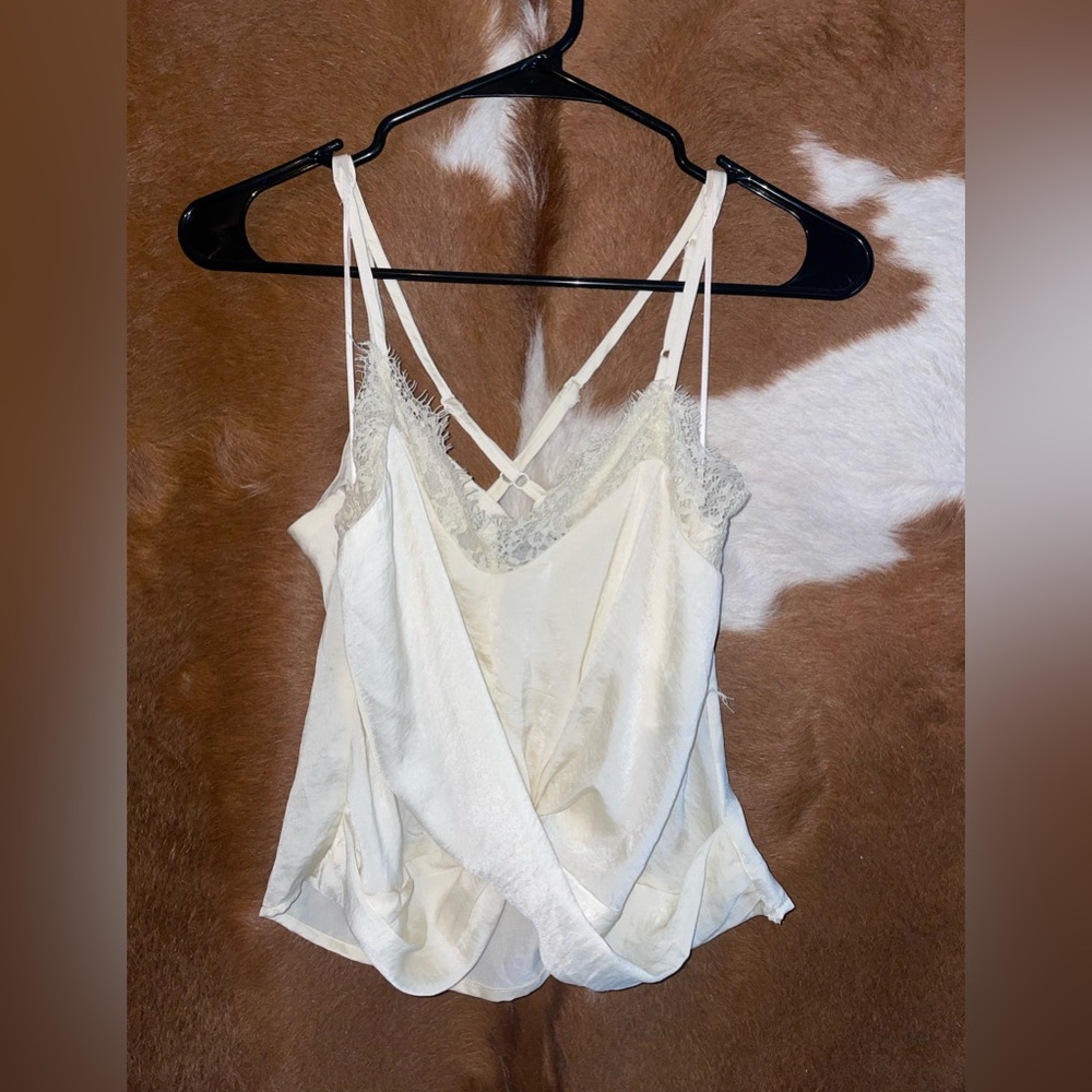 White Lace tank top from Buckle-size S. Still has tags